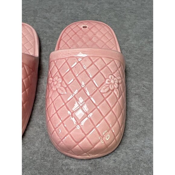 Vintage Pink Ceramic Slipper Wall Planters with Floral Quilt Pattern Hanging Pai - Picture 2 of 9